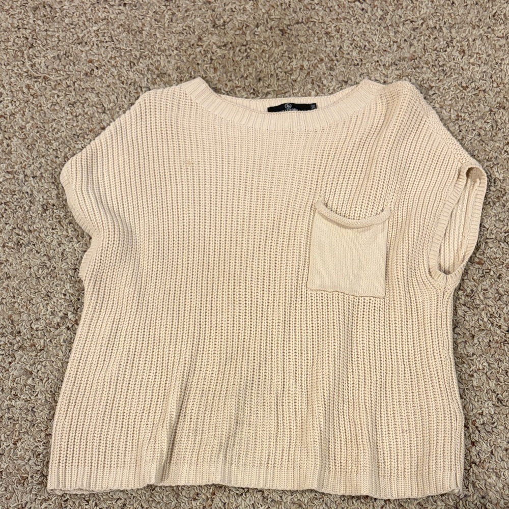 Elegant Cream Knit Sweater with Pocket